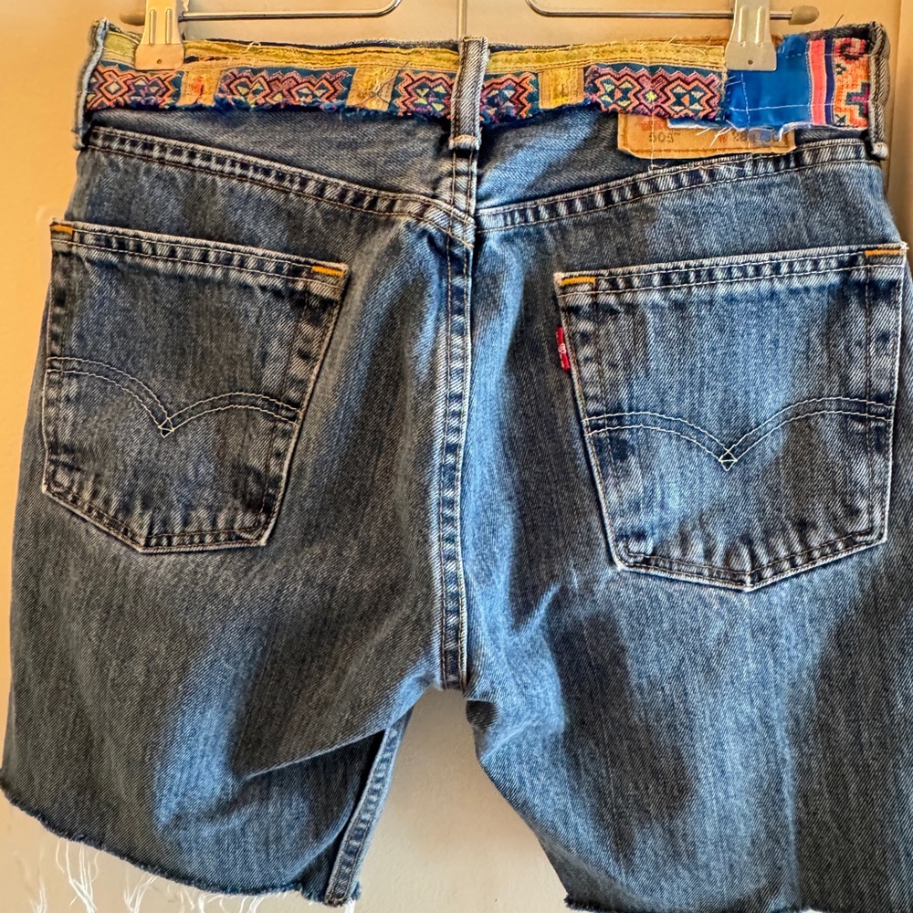 Tricia Fix Levi’s cutoff jean shorts Brand New with tags